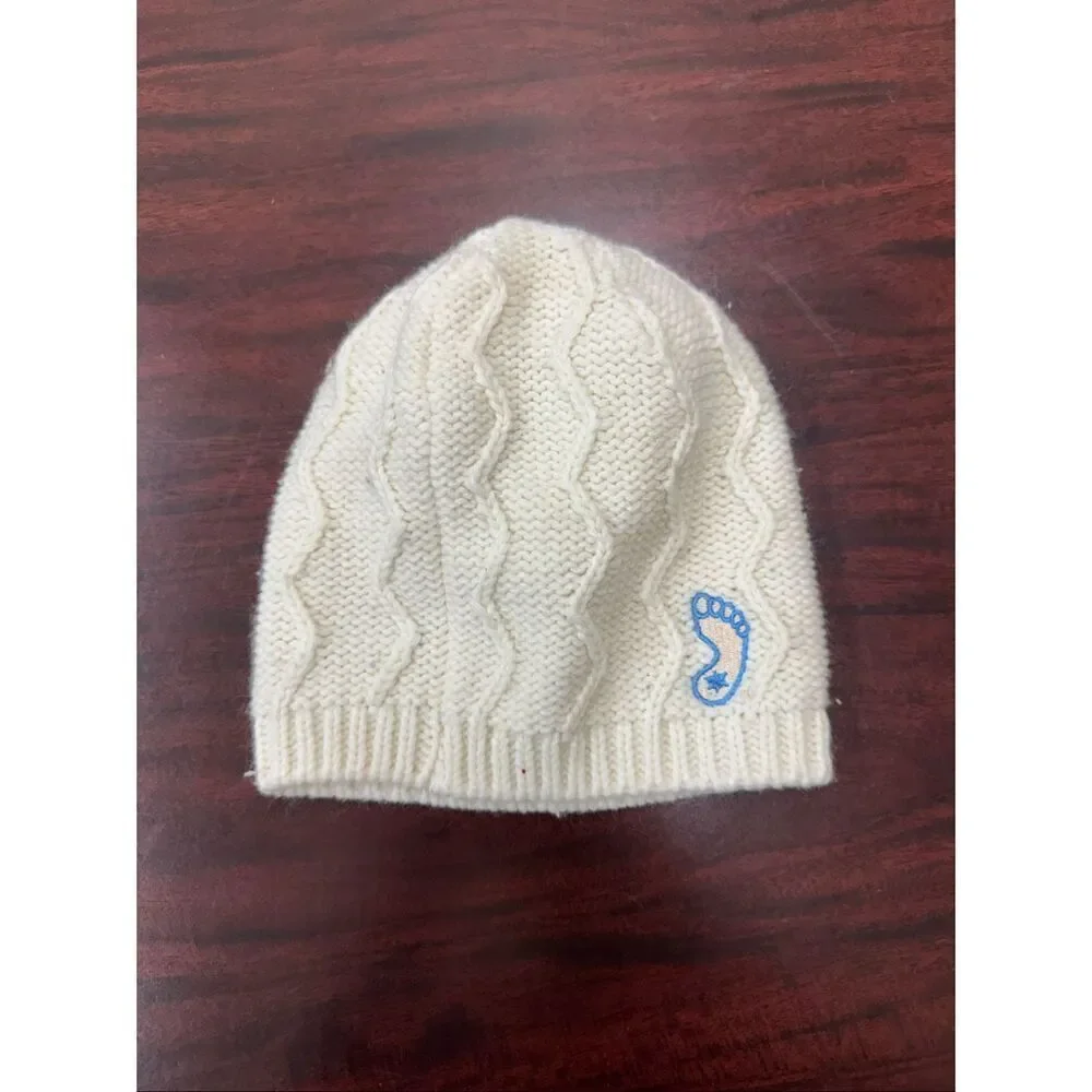 North Carolina Tar Heels Cream Colored Beanie